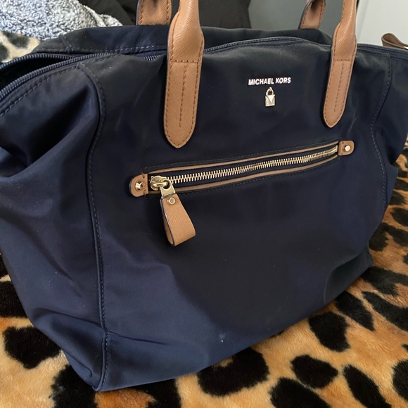 Nylon Michael Kors tote - Picture 4 of 5